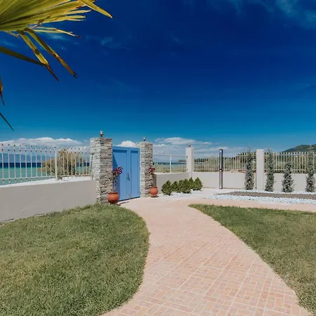 Unique Thasos * Prínos