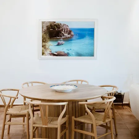 Unique Thasos